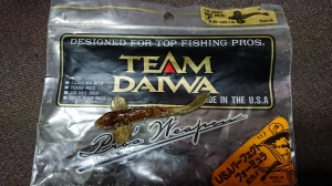 ����ƥ����֥�إå�